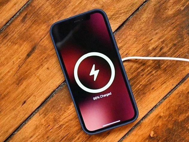 扶绥苹果手机维修分享iPhone 12可以随便充电吗 